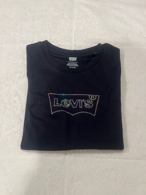 Levi's Graphic Girlfriend Tee